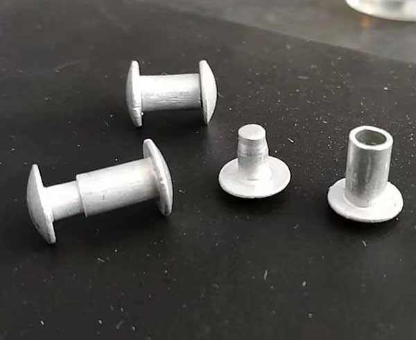1-1F530101329.jpg